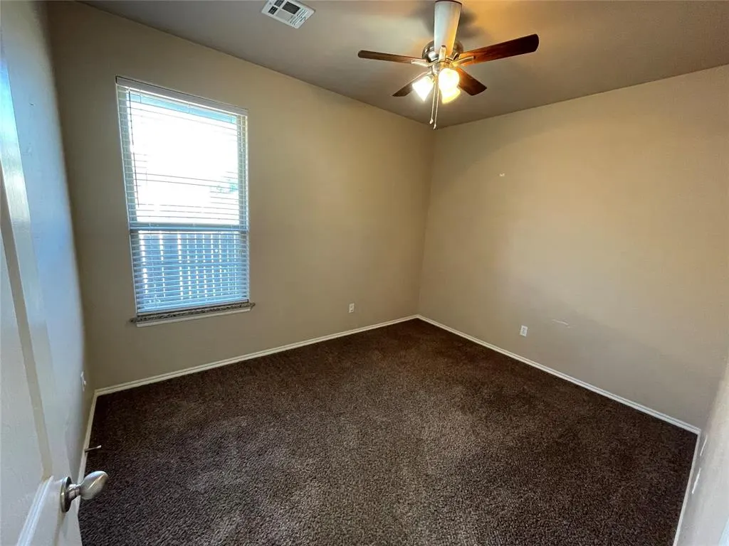 Photo 14 — 700 NE 20th Terrace, Newcastle, OK 73065