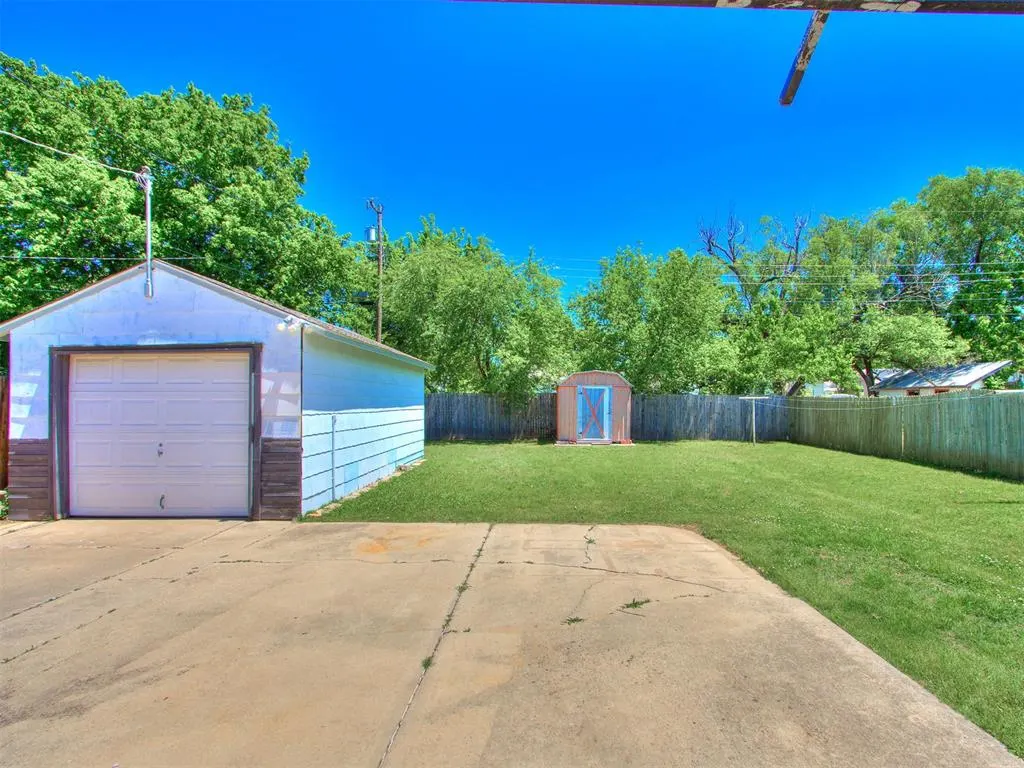 Photo 34 — 619 Villa Drive, Norman, OK 73071