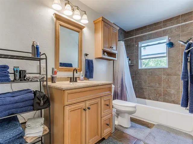 Photo 7 — 619 Villa Drive, Norman, OK 73071