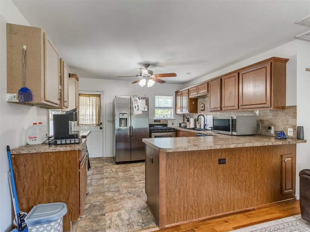 Photo 18 — 619 Villa Drive, Norman, OK 73071