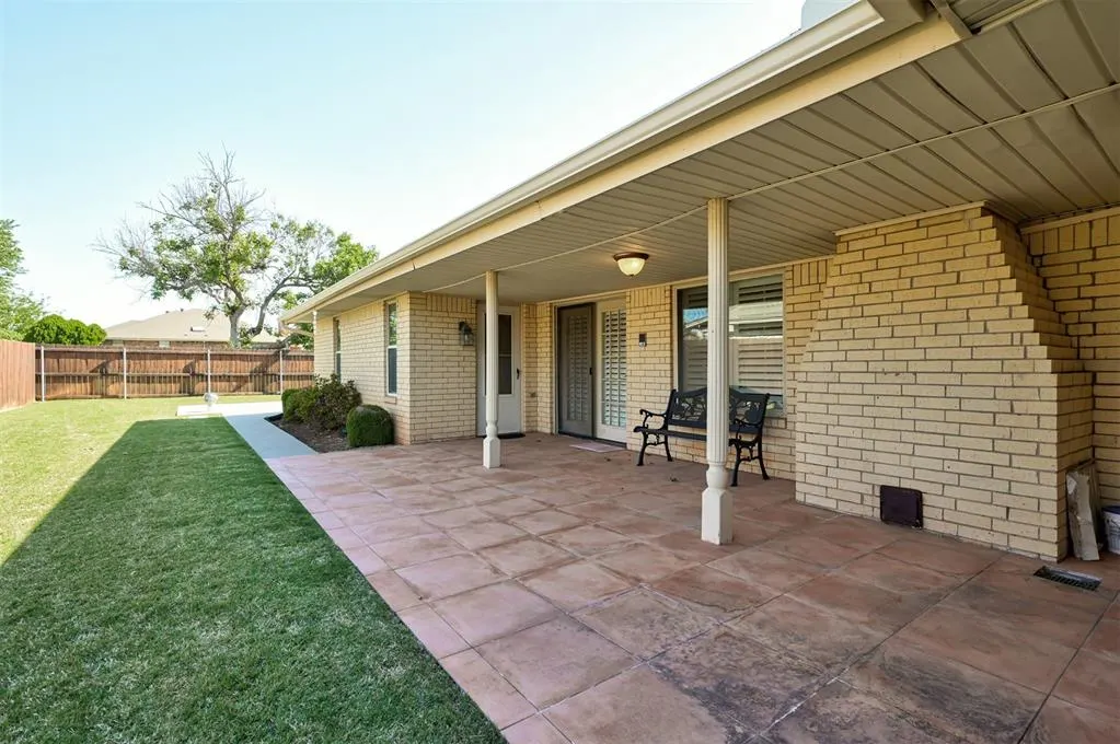 Photo 30 — 10201 Kingsgate Drive, Oklahoma City, OK 73159