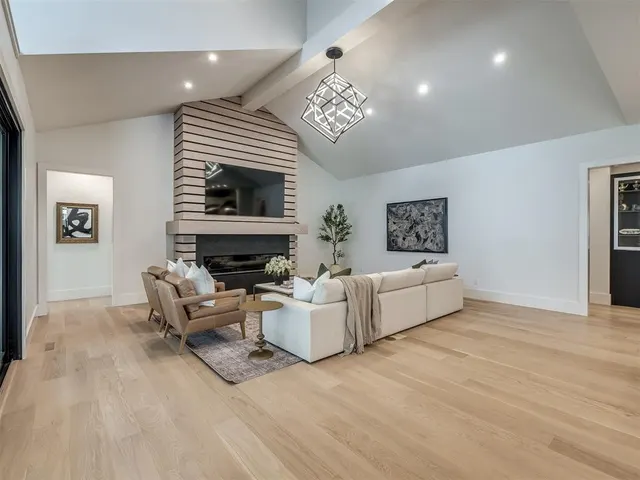 Photo 7 — 15613 Woodleaf Lane, Edmond, OK 73013