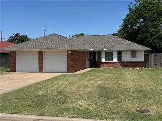 Sold home at 1513 Carlton Way