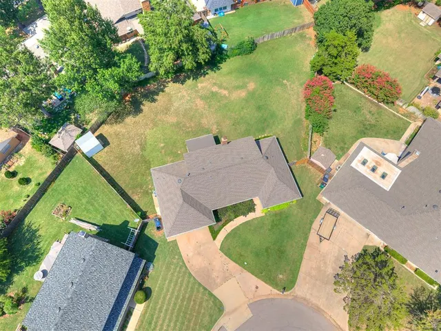 Photo 4 — 2341 NW 120th Circle, Oklahoma City, OK 73120