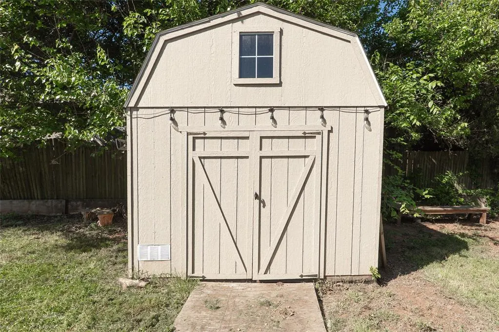 Photo 21 — 2014 E Canadian Court Terrace, Mustang, OK 73064