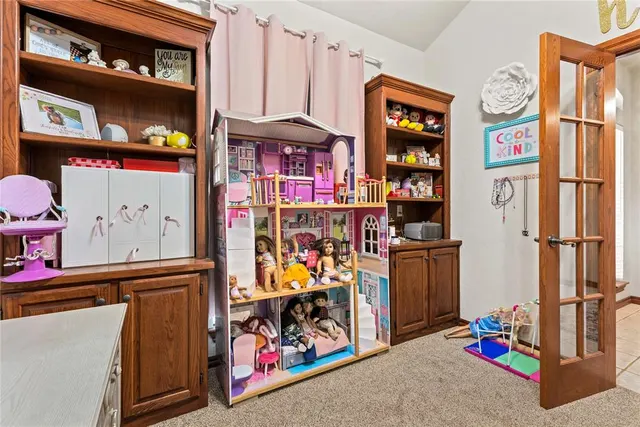 Photo 6 — 1909 Saber Lane, Weatherford, OK 73096