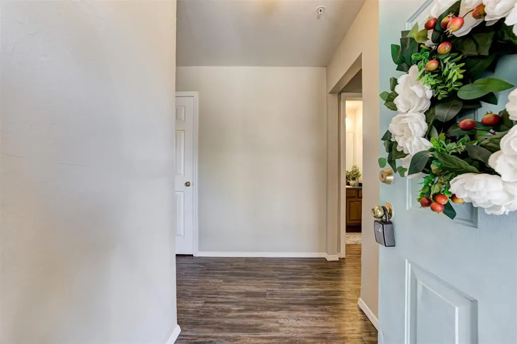 Photo 3 — 424 Victory Road, Edmond, OK 73003