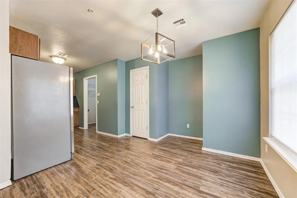 Photo 9 — 424 Victory Road, Edmond, OK 73003