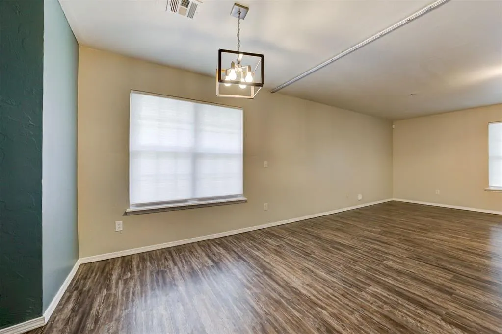 Photo 12 — 424 Victory Road, Edmond, OK 73003