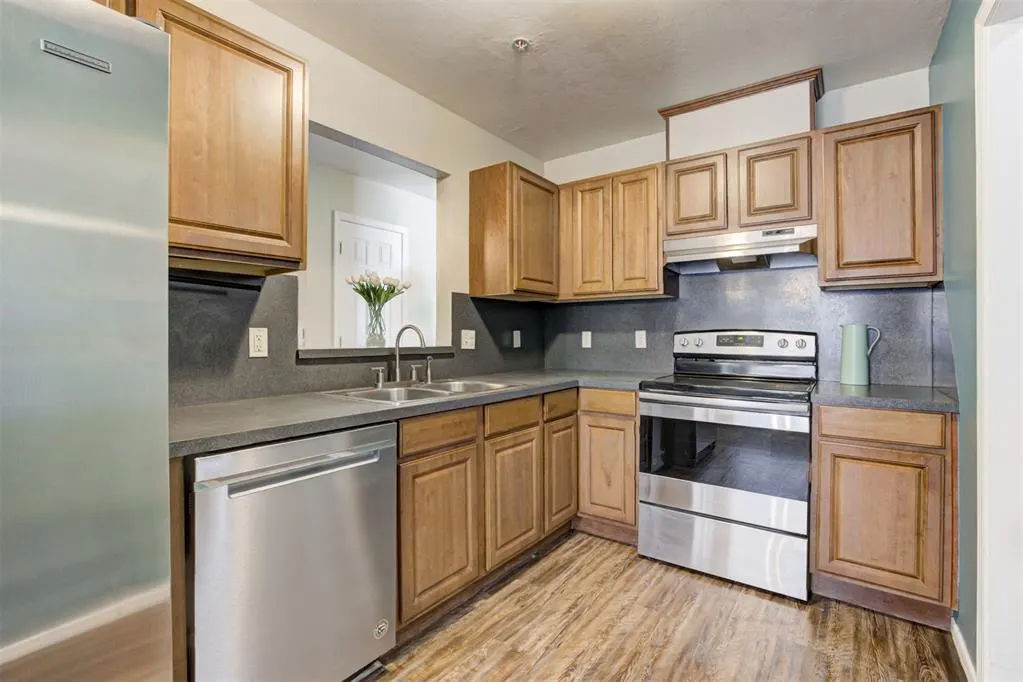 Photo 15 — 424 Victory Road, Edmond, OK 73003