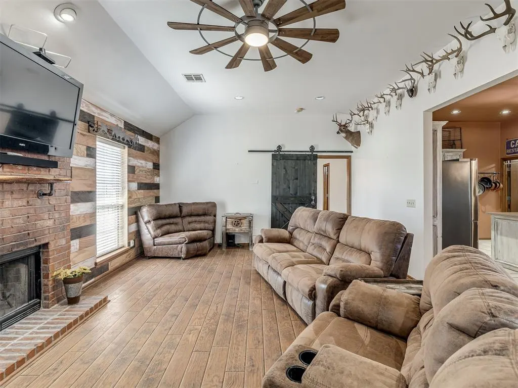 Photo 7 — 10961 Gracie Drive, Edmond, OK 73025