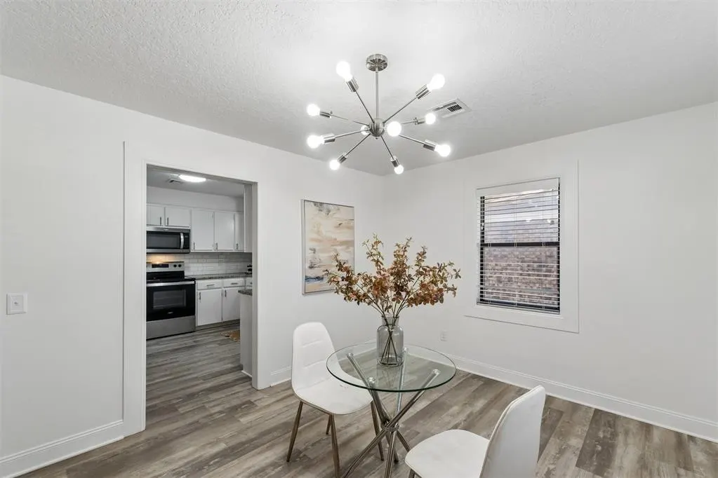 Photo 14 — 422 Chartrand Avenue, Edmond, OK 73034