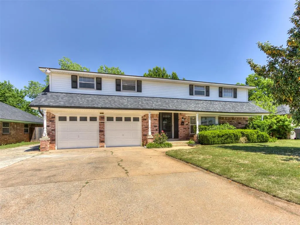 Photo 3 — 7136 N Comanche Street, Warr Acres, OK 73132