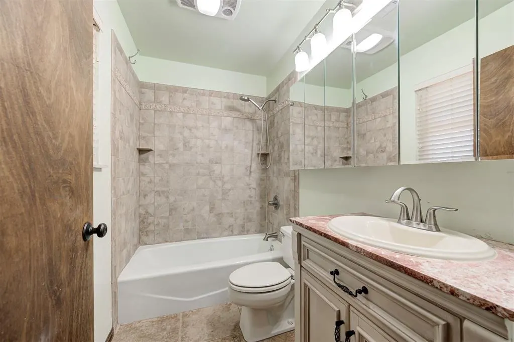 Photo 24 — 119 Stonegate Drive, Guthrie, OK 73044