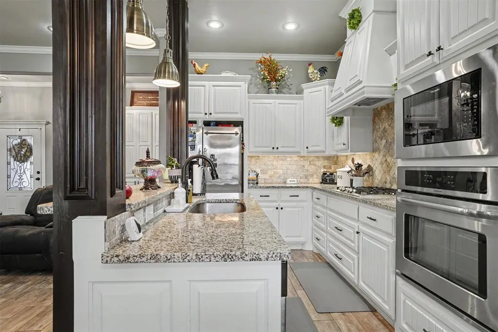 Photo 15 — 2700 Falling Leaves Drive, Weatherford, OK 73096