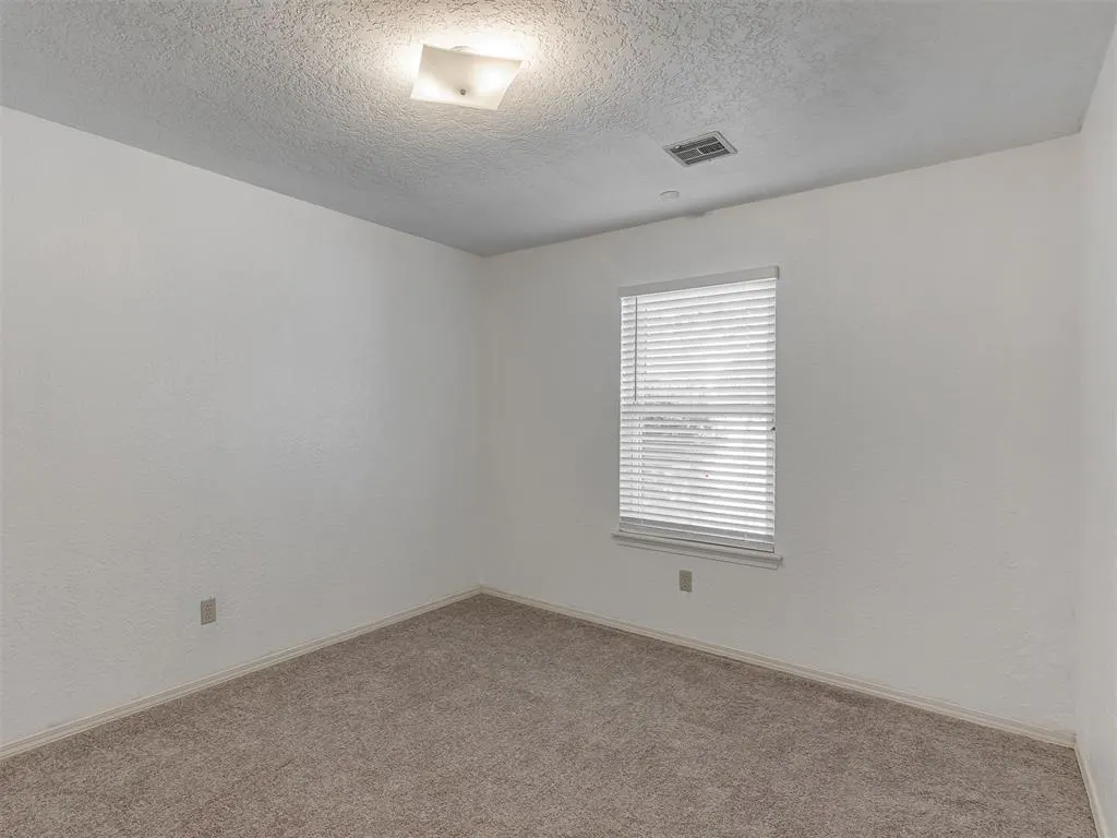 Photo 32 — 7232 NW 102nd Street, Oklahoma City, OK 73162