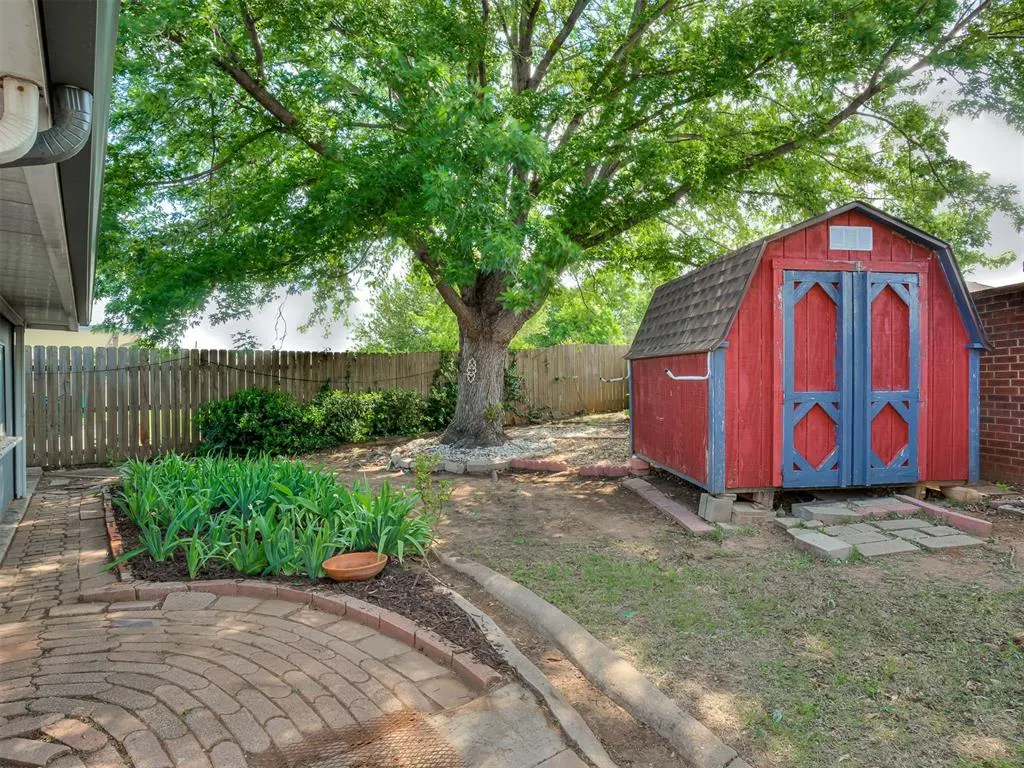 Photo 42 — 7232 NW 102nd Street, Oklahoma City, OK 73162