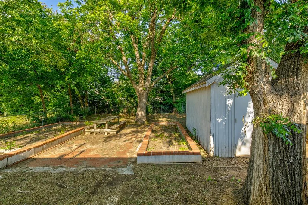 Photo 14 — 1109 Florence Drive, Edmond, OK 73034
