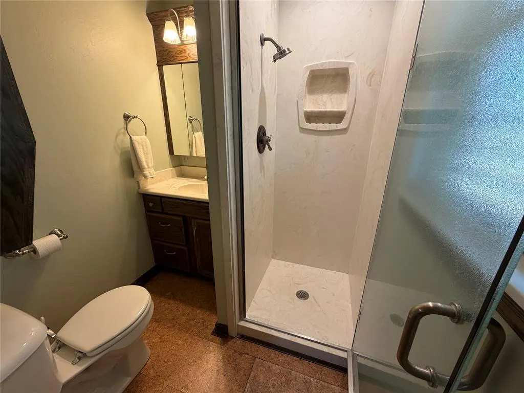 Photo 21 — 522 N Booth Avenue, Elk City, OK 73644