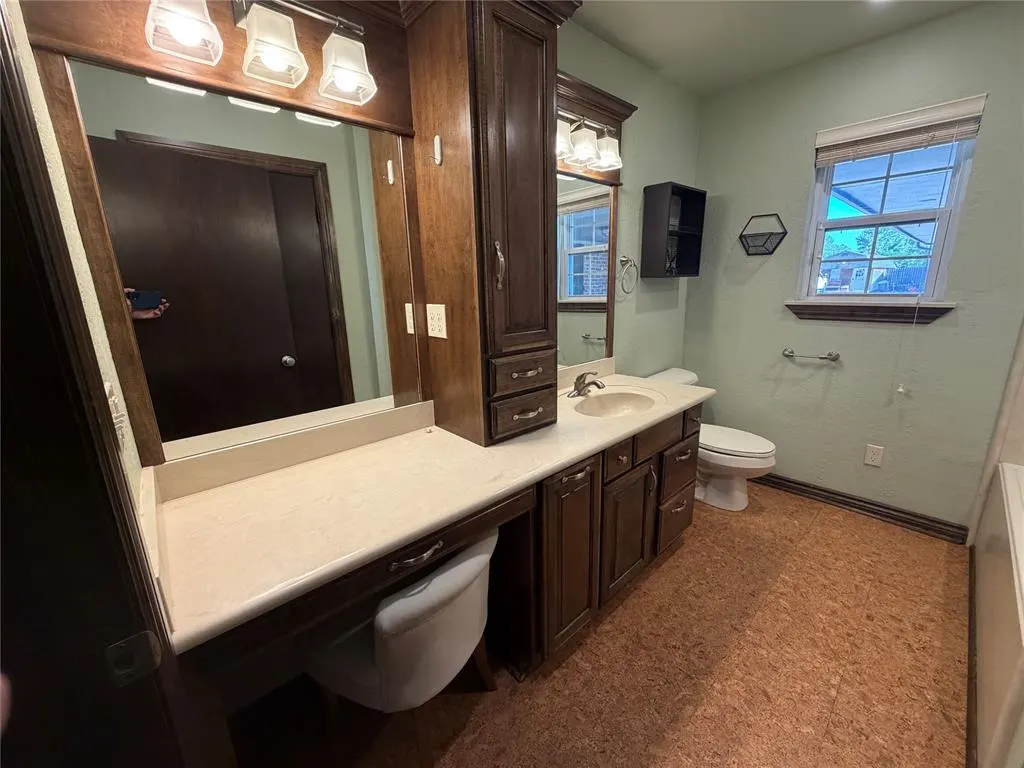 Photo 25 — 522 N Booth Avenue, Elk City, OK 73644