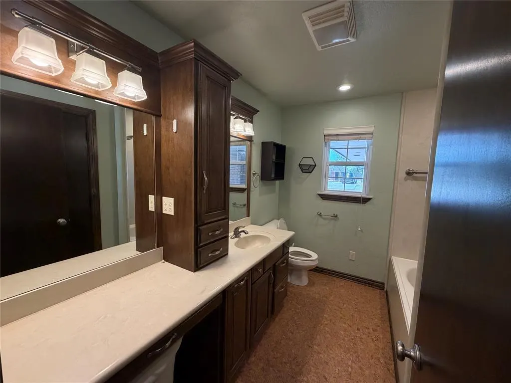 Photo 26 — 522 N Booth Avenue, Elk City, OK 73644