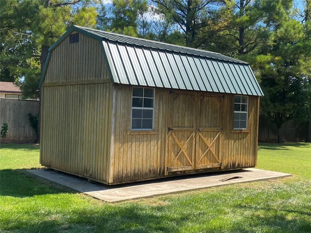 Photo 43 — 522 N Booth Avenue, Elk City, OK 73644