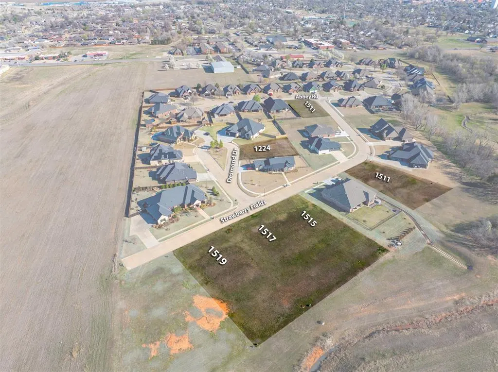 Photo 9 — 1511 Abbey Road, El Reno, OK 73036
