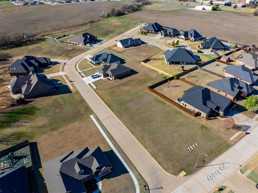 Photo 23 — 1511 Abbey Road, El Reno, OK 73036