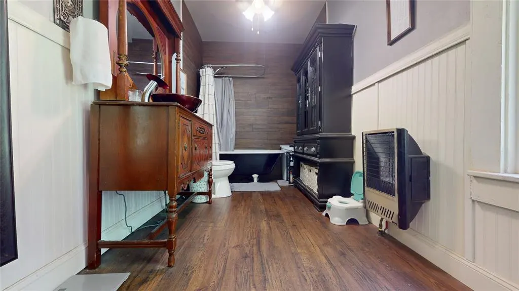 Photo 9 — 804 N Carr Avenue, Wynnewood, OK 73098