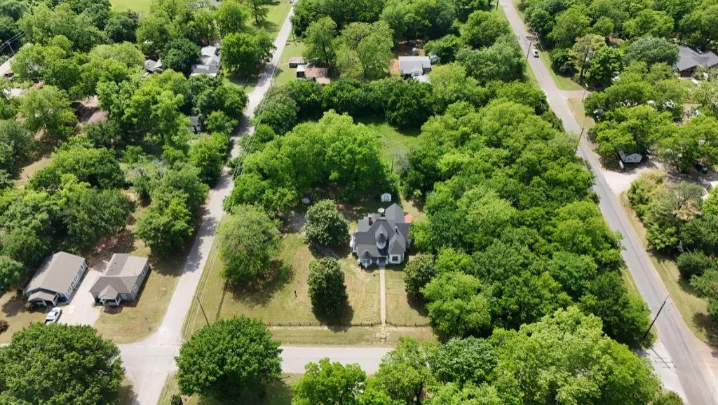 Photo 8 — 804 N Carr Avenue, Wynnewood, OK 73098