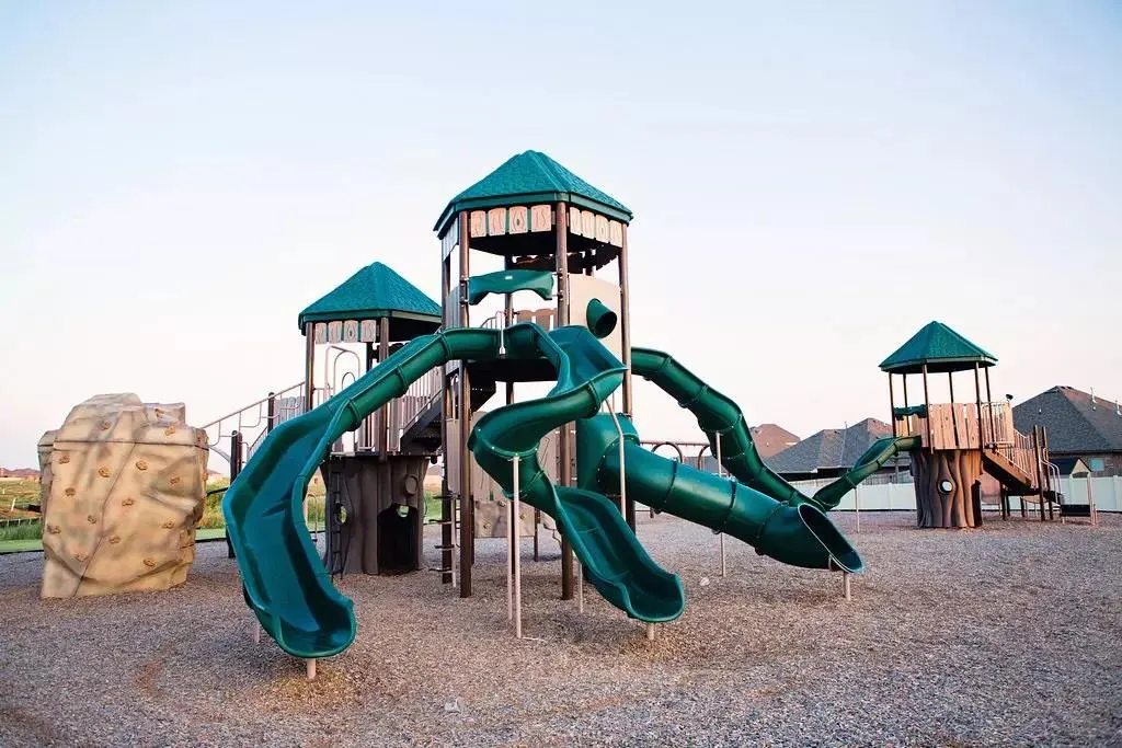 Photo 6 — 18133 Autumn Grove Drive, Edmond, OK 73012