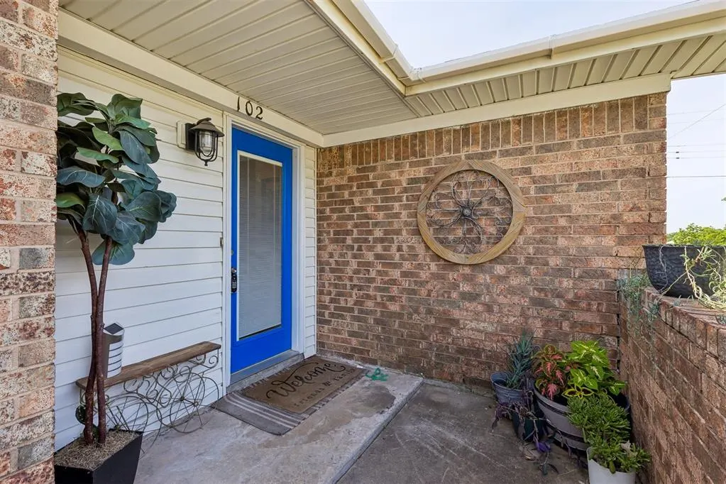 Photo 5 — 102 N Locust Street, Fletcher, OK 73541