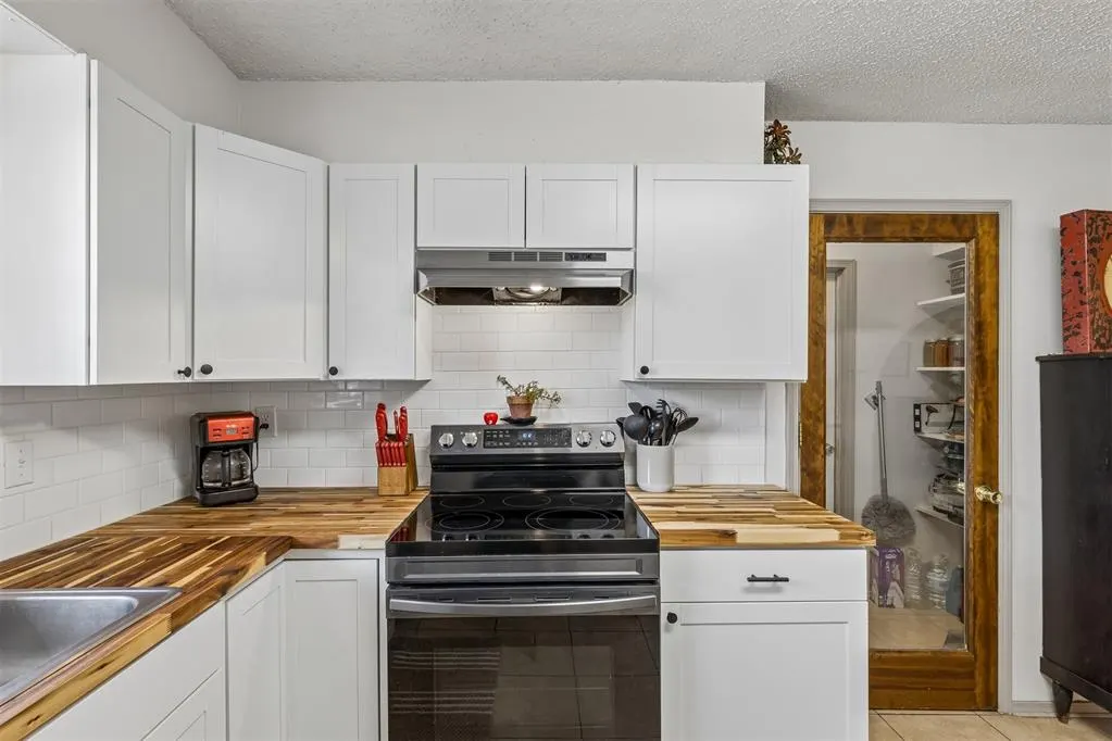 Photo 14 — 102 N Locust Street, Fletcher, OK 73541