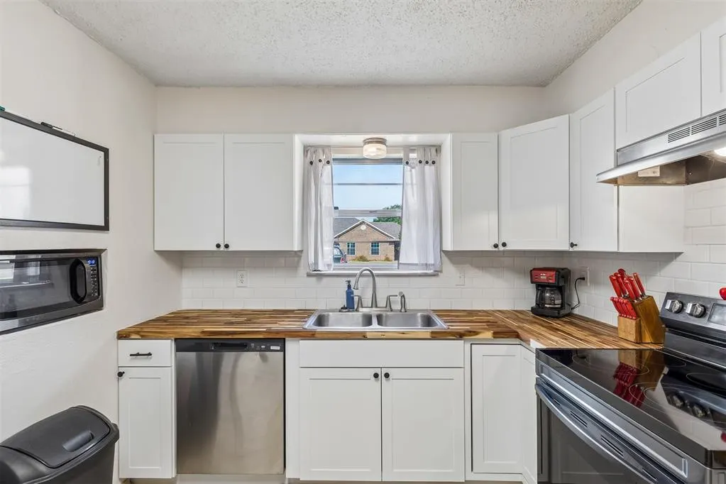 Photo 15 — 102 N Locust Street, Fletcher, OK 73541
