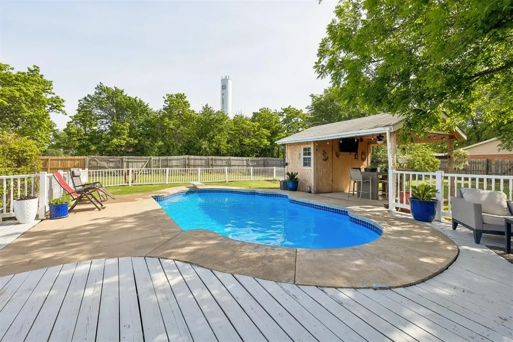 Photo 43 — 102 N Locust Street, Fletcher, OK 73541