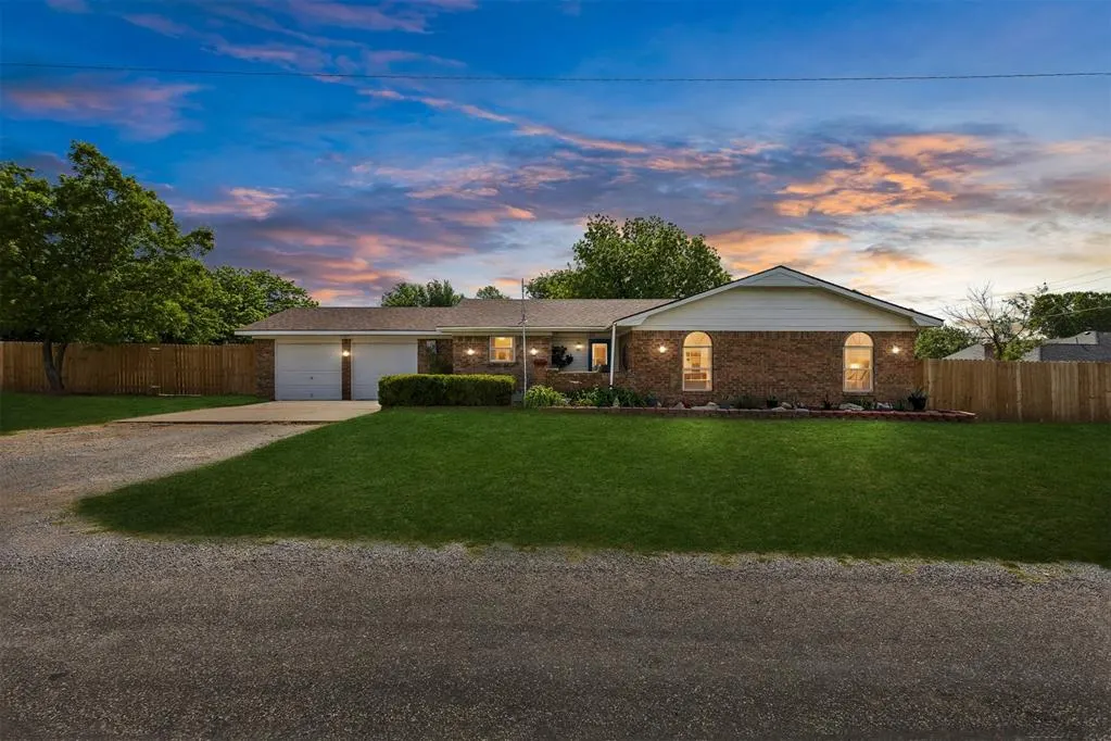 Photo 50 — 102 N Locust Street, Fletcher, OK 73541