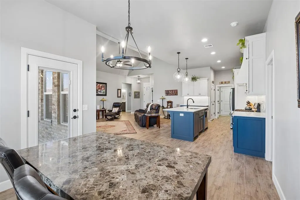 Photo 10 — 1312 Monterey Drive, Norman, OK 73072