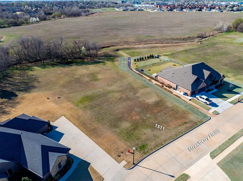 Photo 14 — 1220 Strawberry Fields, El Reno, OK 73036