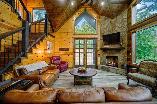 Photo 2 — 68 Lake Bluff Lane, Broken Bow, OK 74728