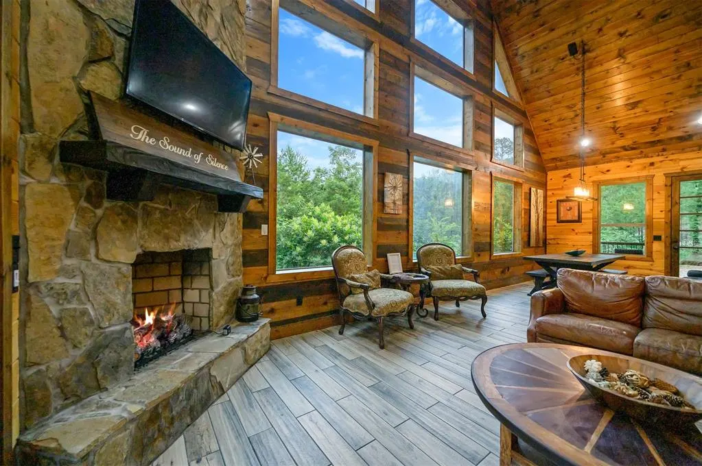 Photo 5 — 68 Lake Bluff Lane, Broken Bow, OK 74728