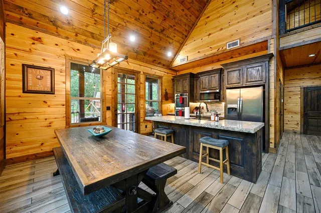 Photo 7 — 68 Lake Bluff Lane, Broken Bow, OK 74728