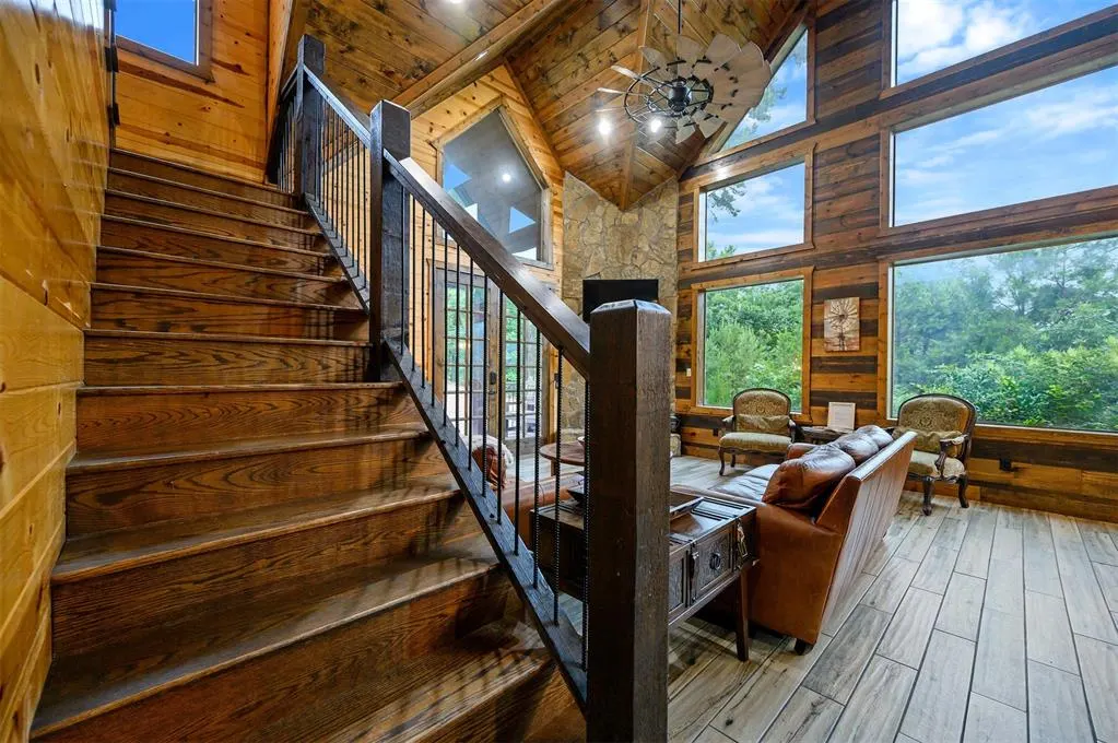 Photo 12 — 68 Lake Bluff Lane, Broken Bow, OK 74728