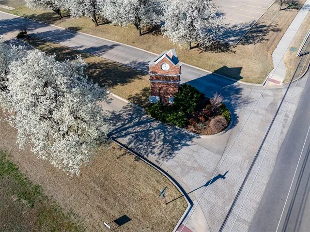 Photo 2 — 1221 Strawberry Fields, El Reno, OK 73036