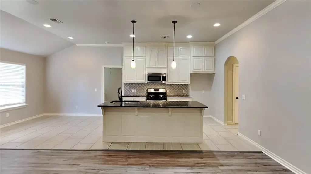 Photo 5 — 4201 SE 38th Street, Norman, OK 73071