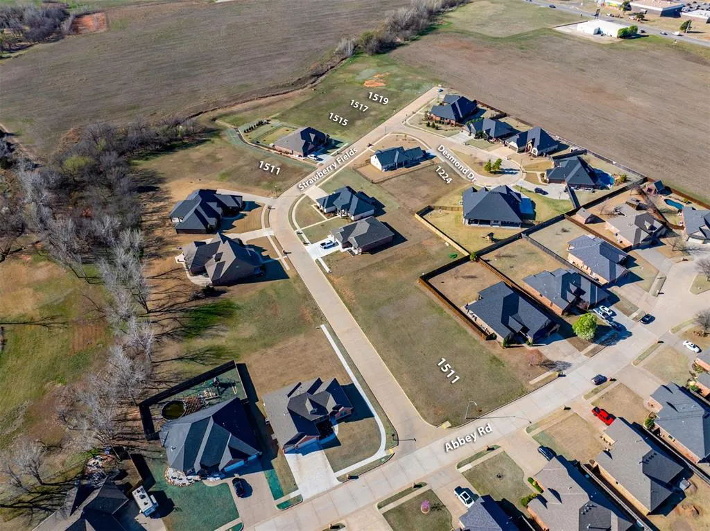 Photo 24 — 1517 Strawberry Fields, El Reno, OK 73036