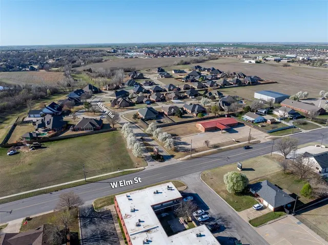 Photo 5 — 1519 Strawberry Fields, El Reno, OK 73036