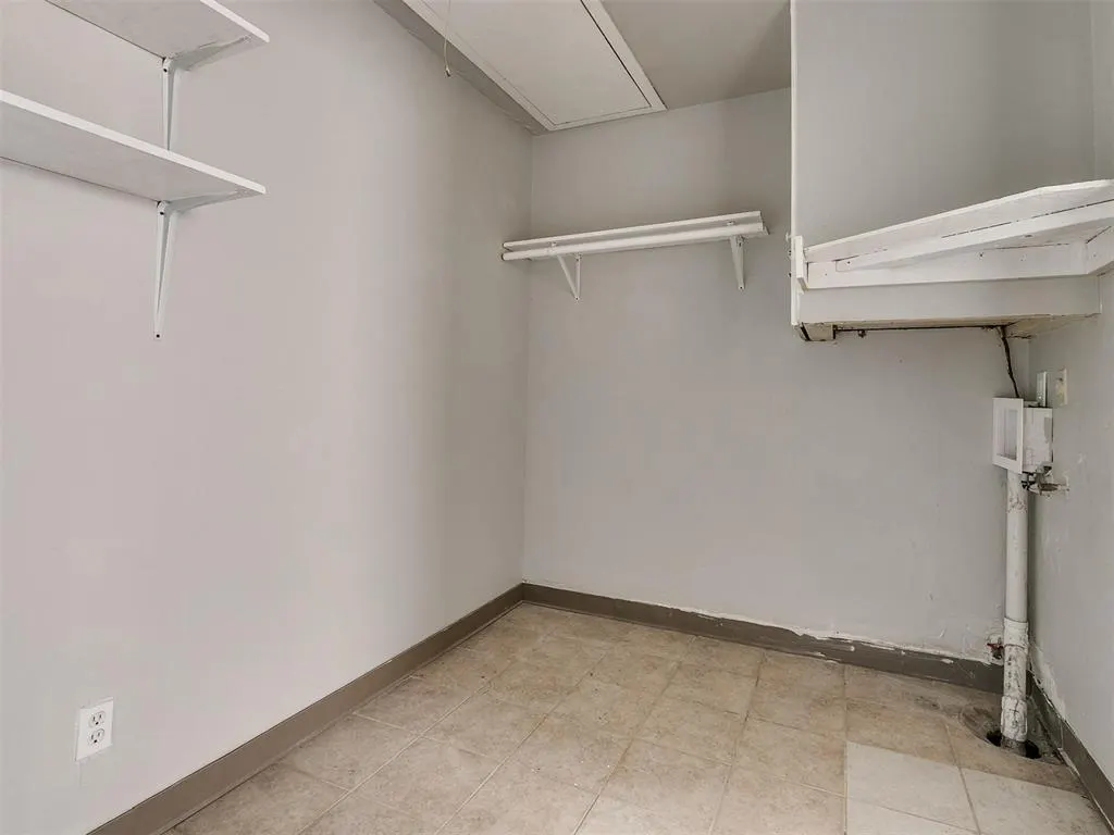 Photo 33 — 401 S Dallas Avenue, Moore, OK 73160