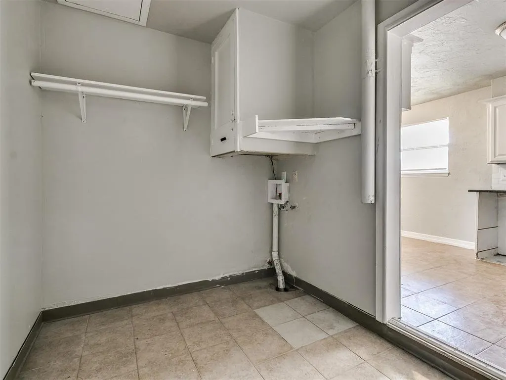 Photo 34 — 401 S Dallas Avenue, Moore, OK 73160