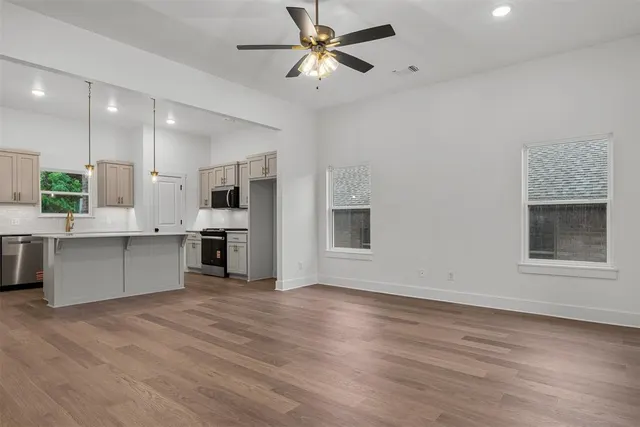 Photo 5 — 8809 Spruce Street, Edmond, OK 73003