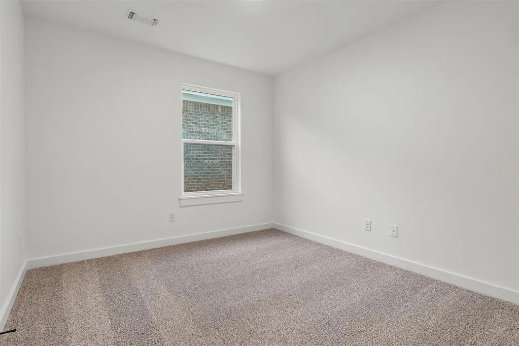 Photo 17 — 8809 Spruce Street, Edmond, OK 73003